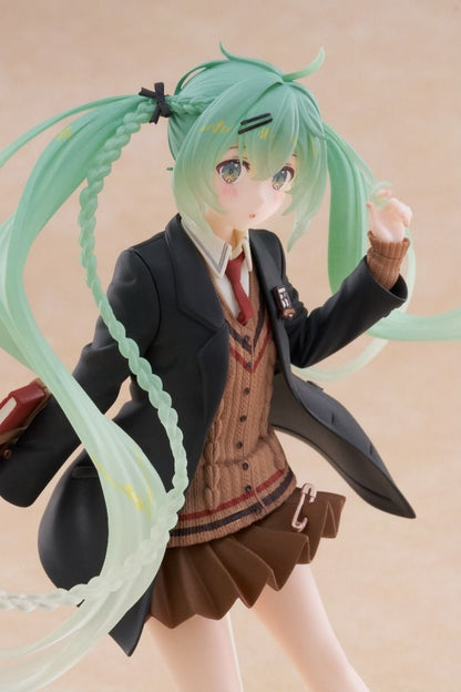 Hatsune Miku Fashion Preppy Ver. Figure