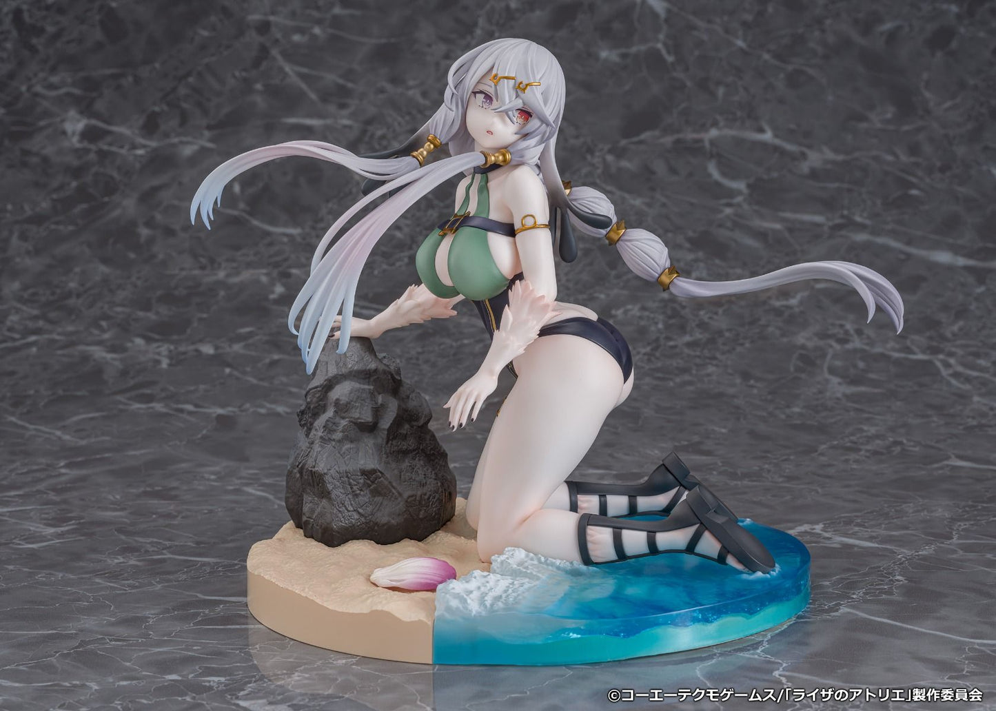 Atelier Ryza: Ever Darkness and the Secret Hideout Lila Desais Swimsuit Ver. 1/7 Scale Figure