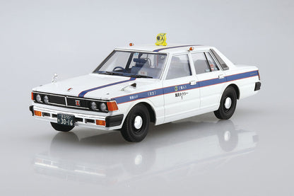 1/24 430CEDRIC SEDAN 200STANDARD PRIVATELY OWNED TAXI Model Kit