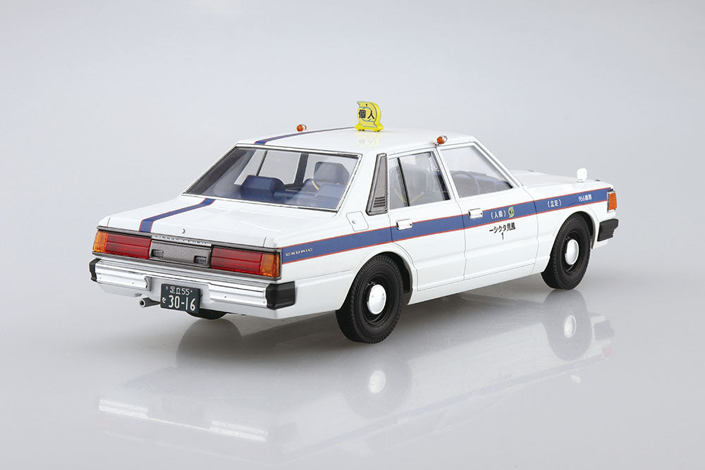 1/24 430CEDRIC SEDAN 200STANDARD PRIVATELY OWNED TAXI Model Kit