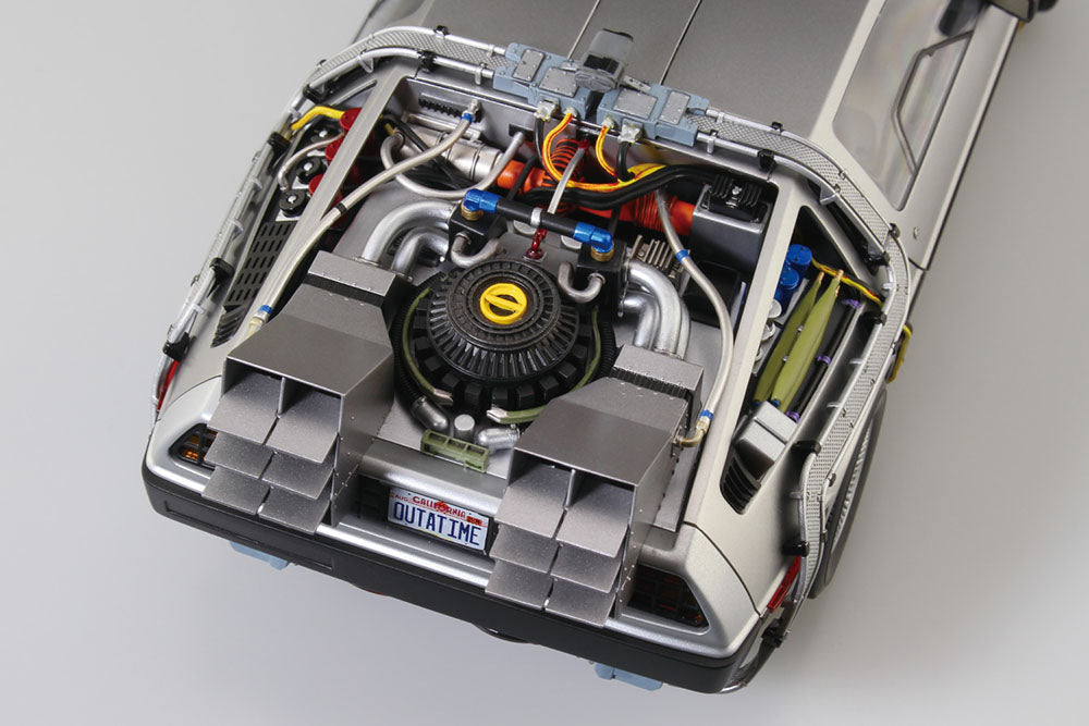 1/24 Time Machine from BACK TO THE FUTURE Part I Model Kit