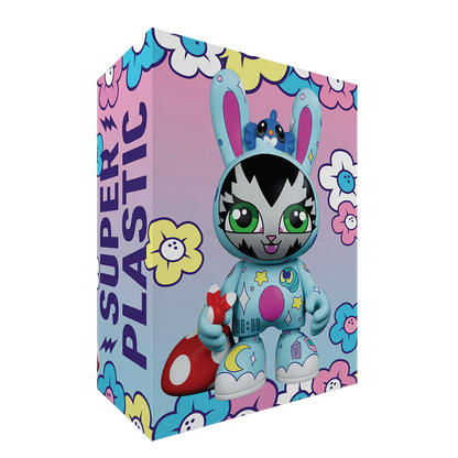 SuperPlastic: SuperGuggi (Persue), BunnyKitty (999 PCS)