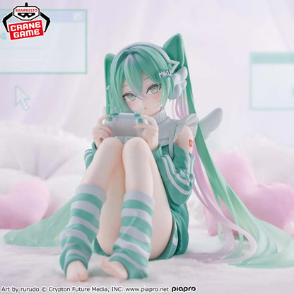 Hatsune Miku Holiday Memories - Play Game Figure