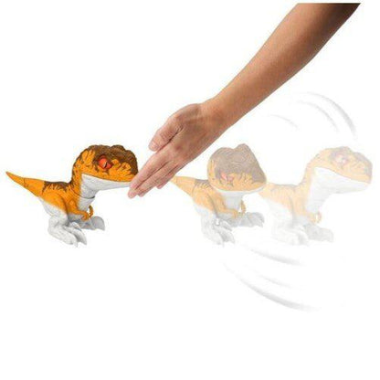 Jurassic World Uncaged Rowdy Roars Atrociraptor