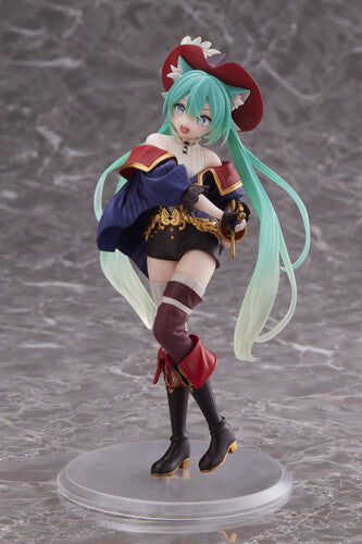 Hatsune Miku Wonderland – Puss in Boots Figure | SEGA
