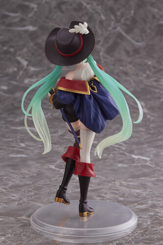 Hatsune Miku Wonderland – Puss in Boots Figure | SEGA