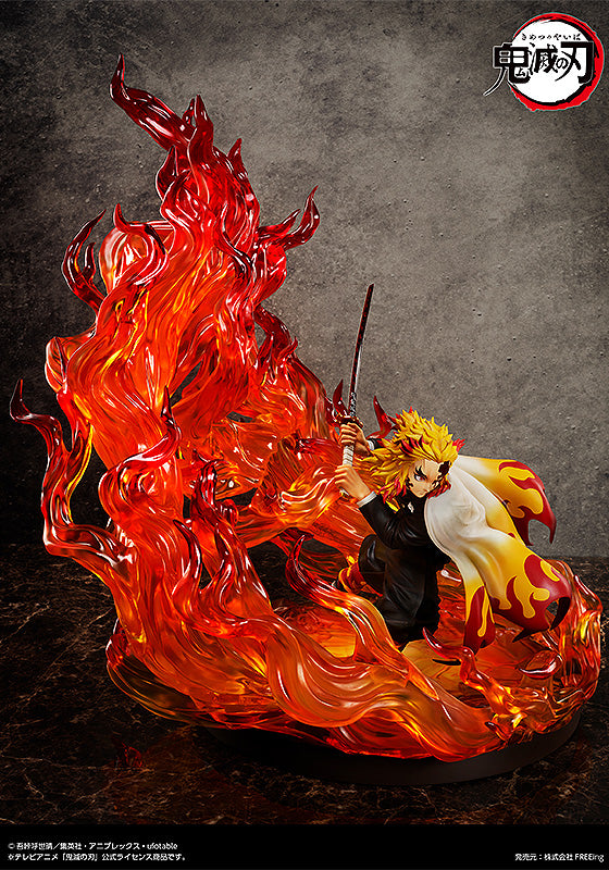 Demon Slayer: Kimetsu no Yaiba - Kyojuro Rengoku Big Scale 1/4 Scale Figure (Complete Edition)