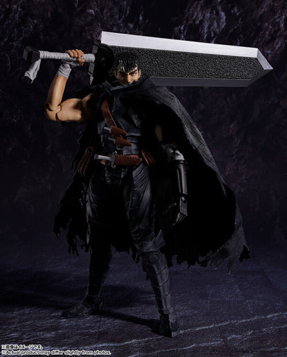 Berserk - Guts Berserker Armor Ver Berserk SH Figuarts Figure