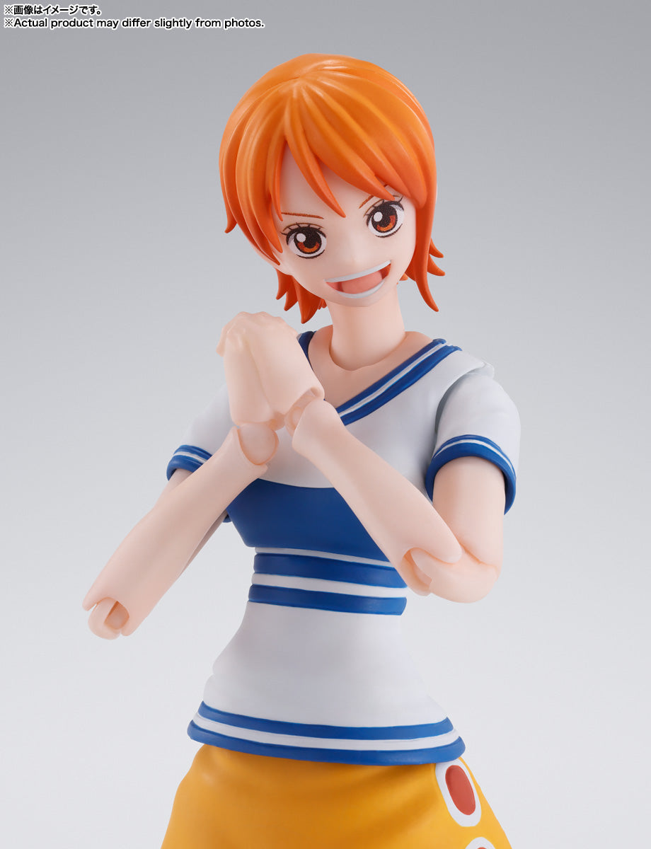 One Piece - Nami S.H Figuarts Action Figure (Romance Dawn Ver.)