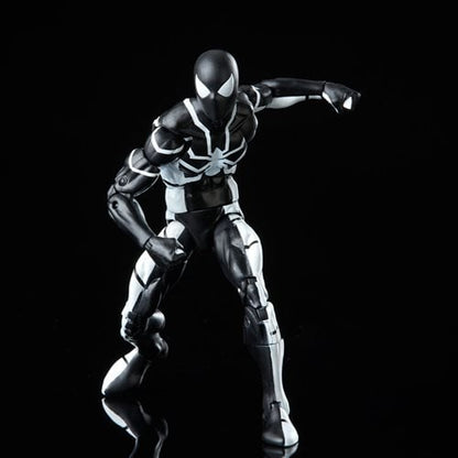 Marvel Legends Future Foundation Spider-Man (Stealth Suit) 6-inch Action Figure