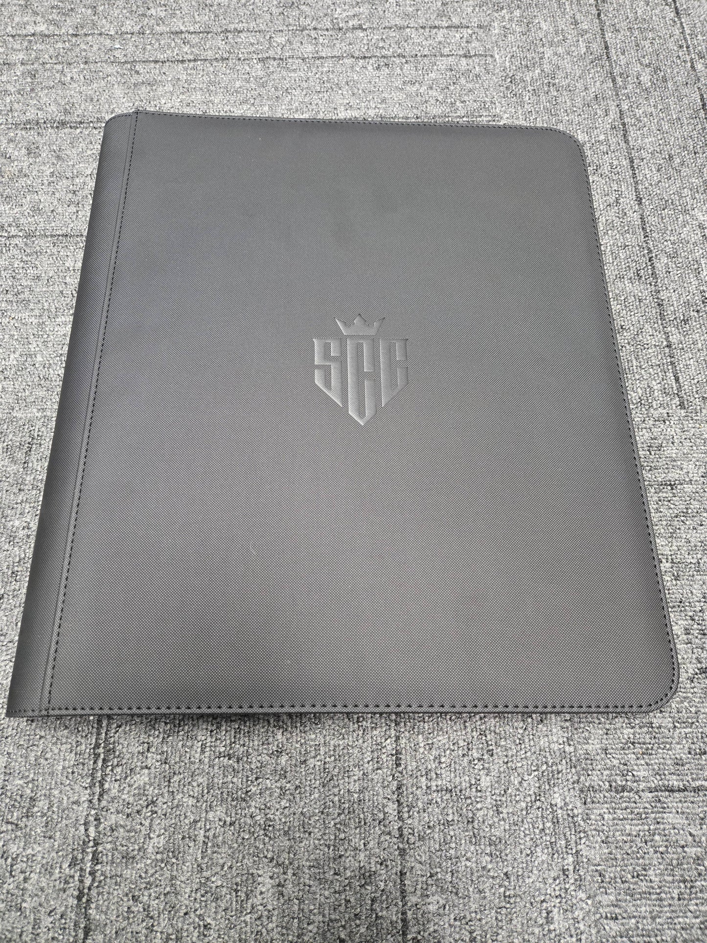 9-Pocket Toploader Binder (Black)