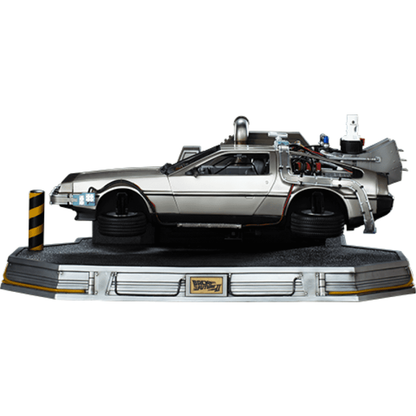 Iron Studios Zurück in die Zukunft Teil II DeLorean (reguläre Version) Statue im Maßstab 1:10 