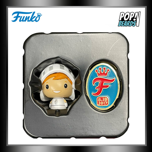 PSH: Funko HQ Grand Opening, Freddy Funko White Knight and Pin (1000 PCS)