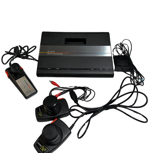 Atari 7800 True Retro Gaming Machine - Atari 7800