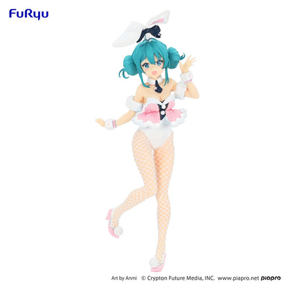 Hatsune Miku - Hatsune Miku BiCute Bunnies Figure (White and Pink Bunny Ver.)