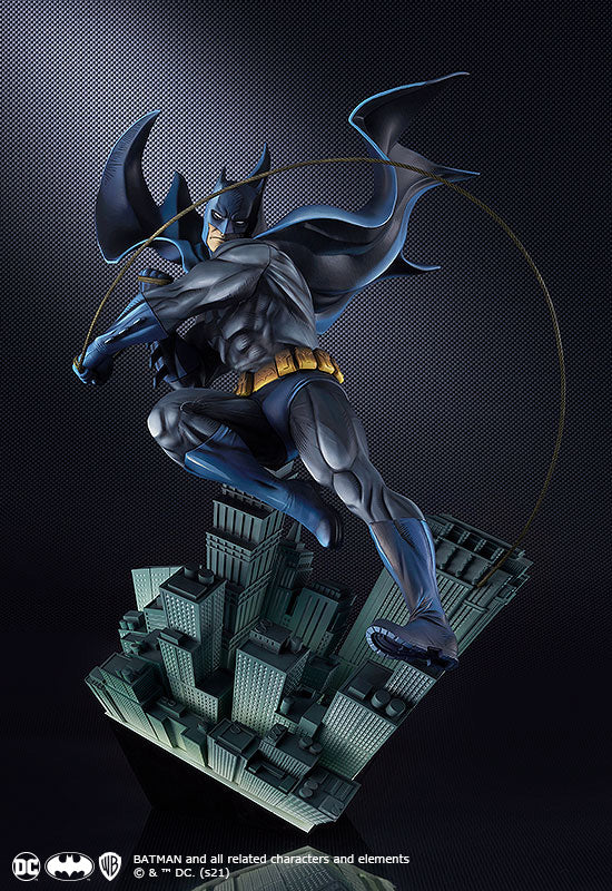 Art Respect: Batman Figure