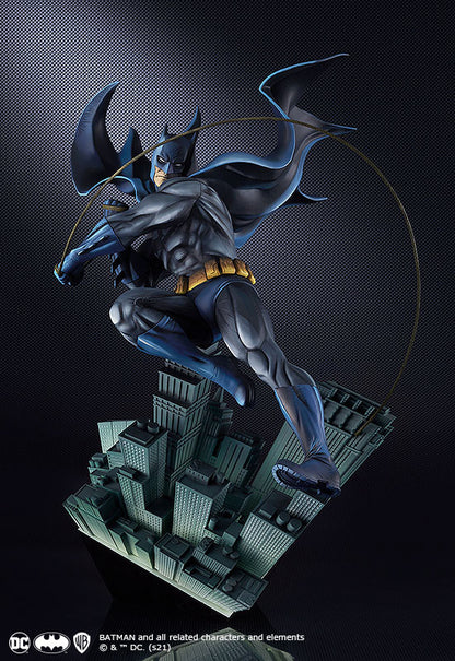 Art Respect: Batman Figure