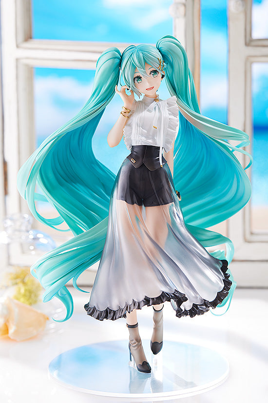 Hatsune Miku - Hatsune Miku 1/6 Scale Figure (NT Style Casual Wear Ver.)