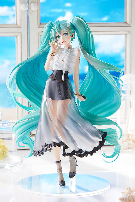 Hatsune Miku - Hatsune Miku 1/6 Scale Figure (NT Style Casual Wear Ver.)