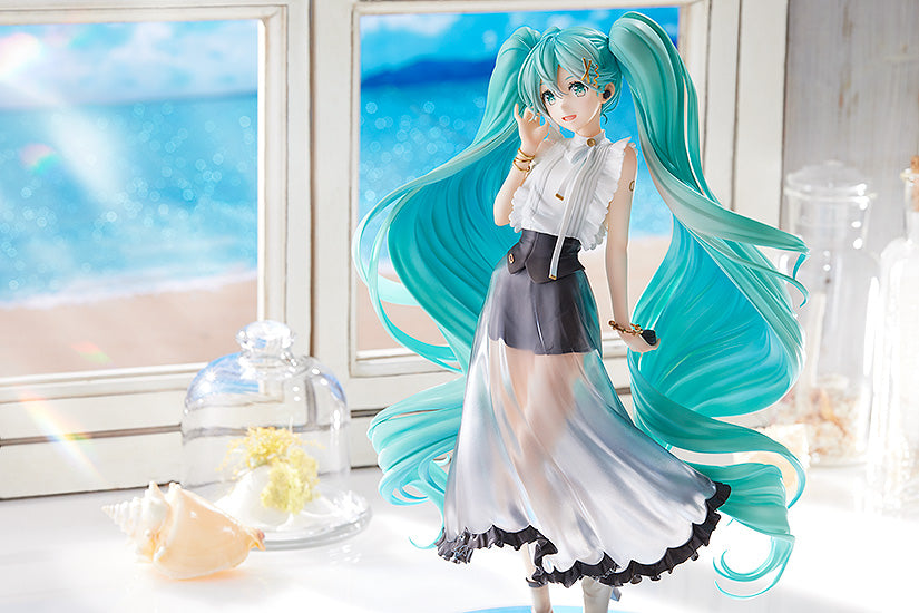 Hatsune Miku - Hatsune Miku 1/6 Scale Figure (NT Style Casual Wear Ver.)