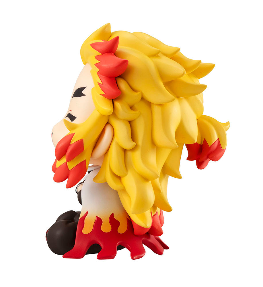 Demon Slayer Rengoku Kyojuro Smile Ver. Look Up Series Figure - MegaHouse Collectible