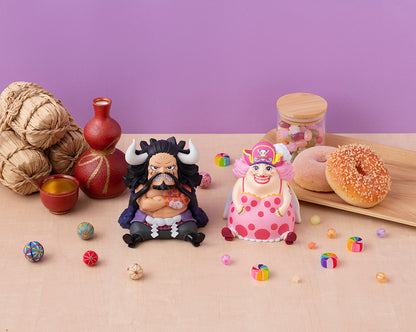 One Piece - Kaido the Beast & Big Mom Look Up Series Figure Set (With Gourd & Semla)