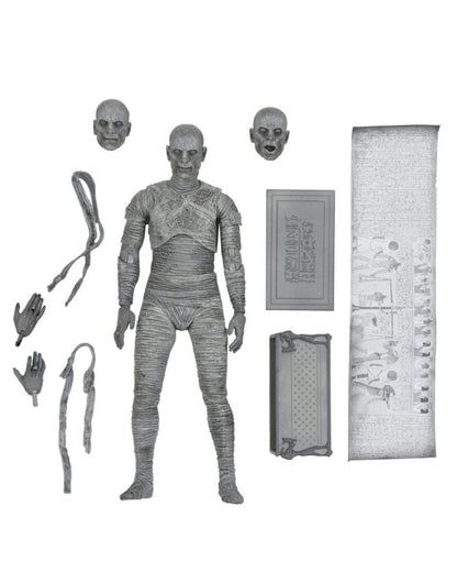 NECA Universal Monsters: Ultimate Mummy (Black & White)