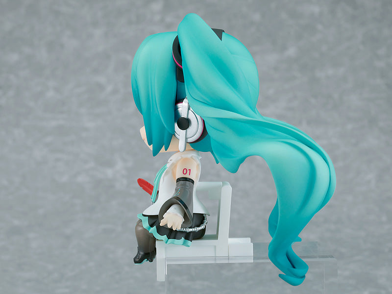 Nendoroid Swacchao! Hatsune Miku NT: Akai Hane - Akai Hane Central Community Chest of Japan Campaign Ver. Figure