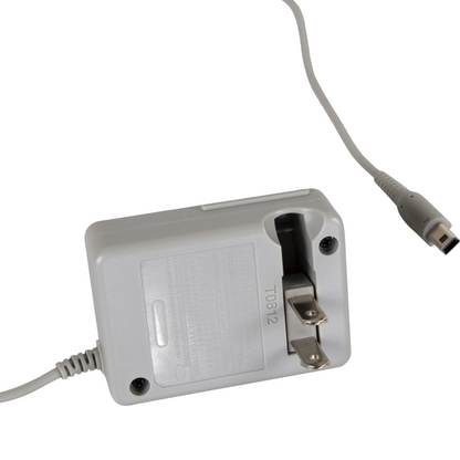 Handheld Charger for  DSi® / DSi XL® / 3DS® / 3DS XL® / 2DS® / New 3DS® / New 3DS XL® / 2DS XL®