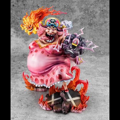 Great Pirate Big Mom Charlotte Linlin Portrait of Pirates SA-MAXIMUM One Piece Figure