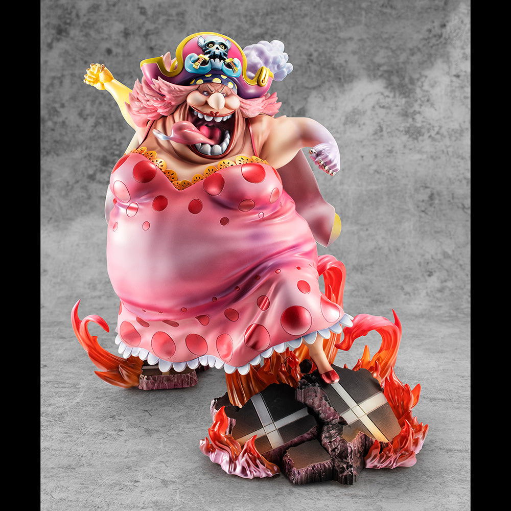 Great Pirate Big Mom Charlotte Linlin Portrait of Pirates SA-MAXIMUM One Piece Figure