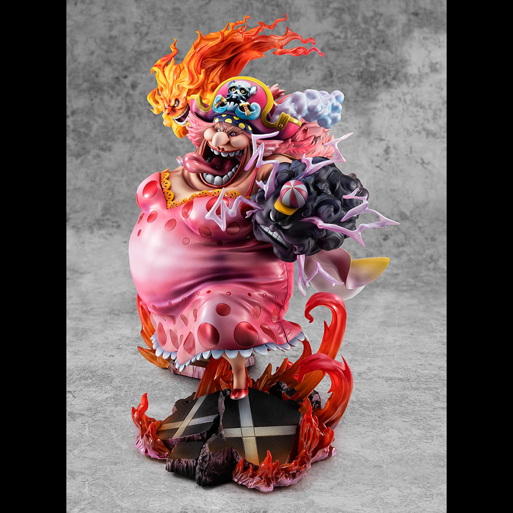 Great Pirate Big Mom Charlotte Linlin Portrait of Pirates SA-MAXIMUM One Piece Figure