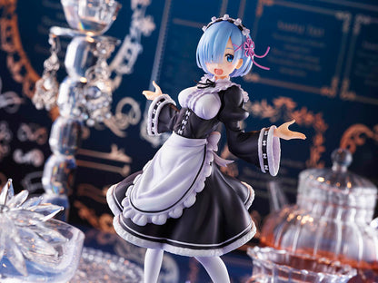 Re:Zero Starting Life in Another World AMP Figure - Rem (Winter Maid Ver.)