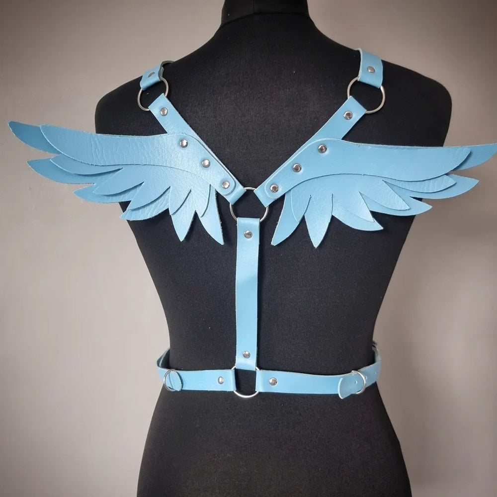 Angel wing outlet harness