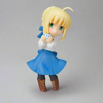 SEGA: Today's Menu for Emiya Family - Saber Mini Display Figure