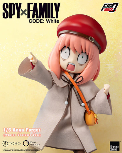 SPY×FAMILY CODE: White - FigZero 1/6 Anya Forger (Winter Costume Ver.) Figure