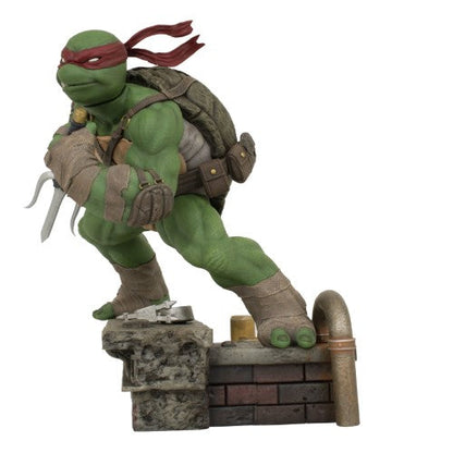 Teenage Mutant Ninja Turtles Deluxe Gallery Raphael PVC 9-Inch Statue