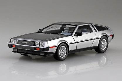 1982 DeLorean DMC-12 1:24 Scale Model Kit