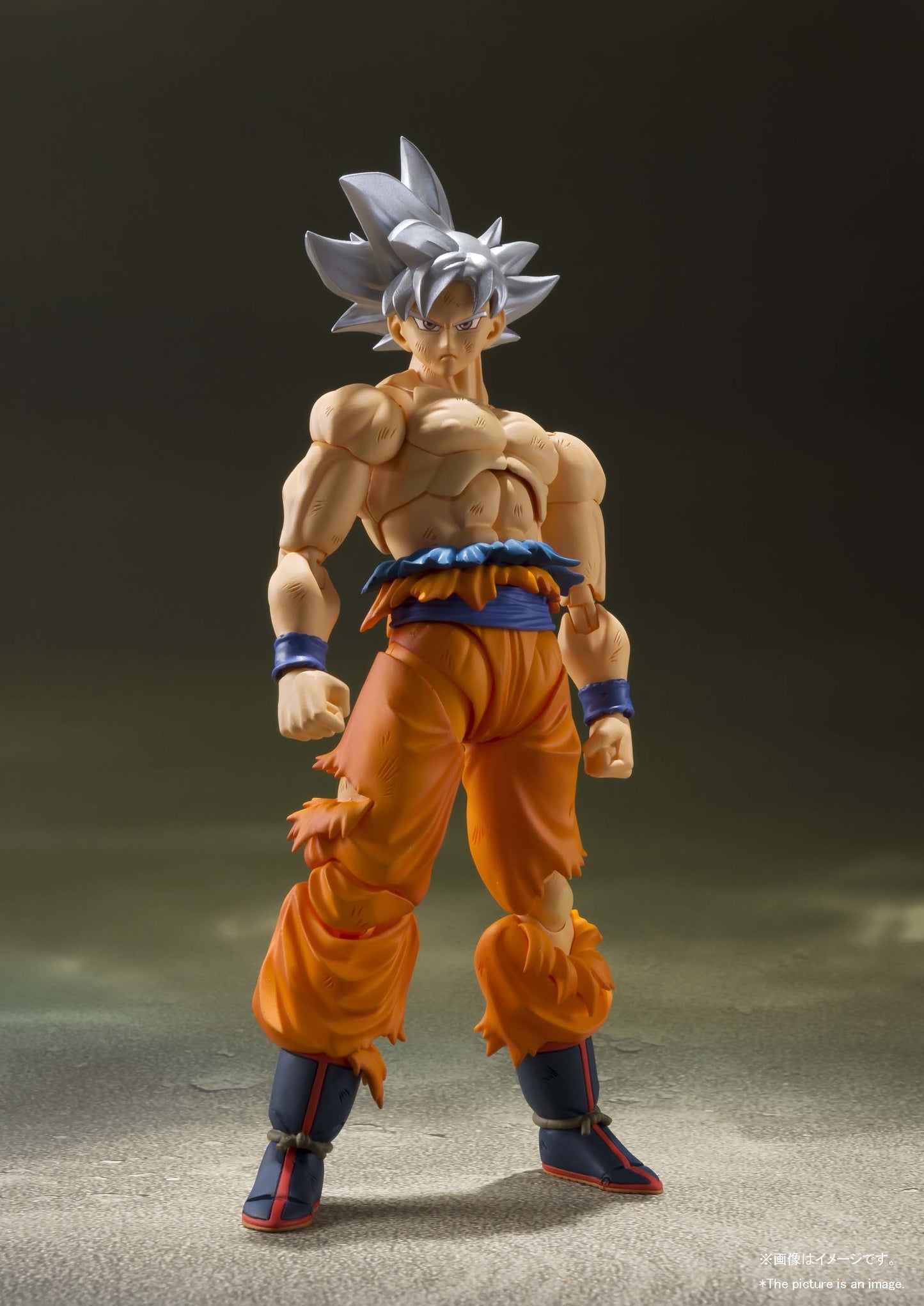 Dragon Ball Z SON GOKU ULTRA INSTINCT S.H.FIGUARTS Action Figure