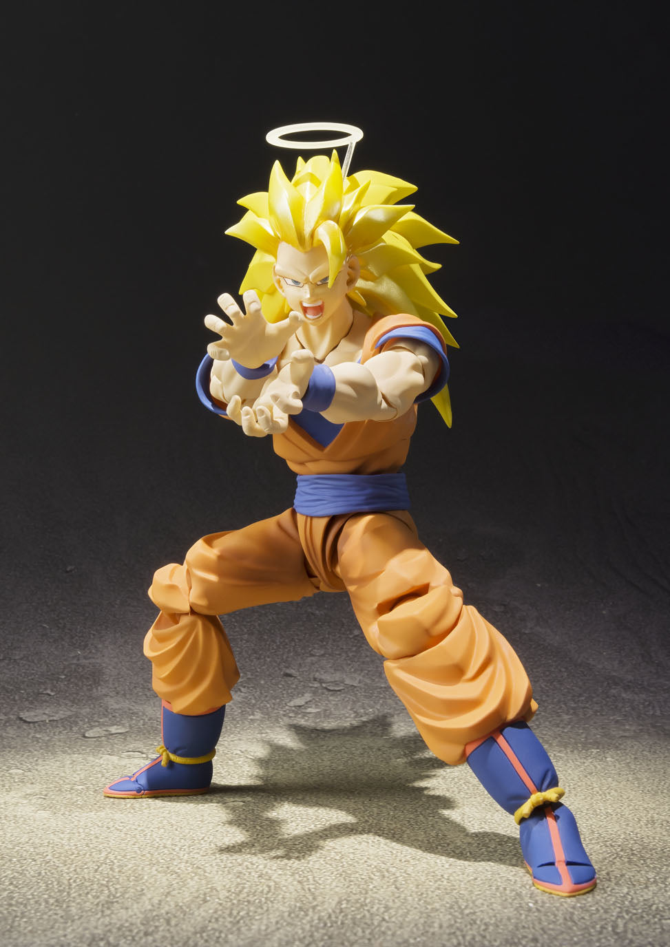 Dragon Ball Z SUPER SAIYAN 3 GOKU S.H.FIGUARTS Action Figure