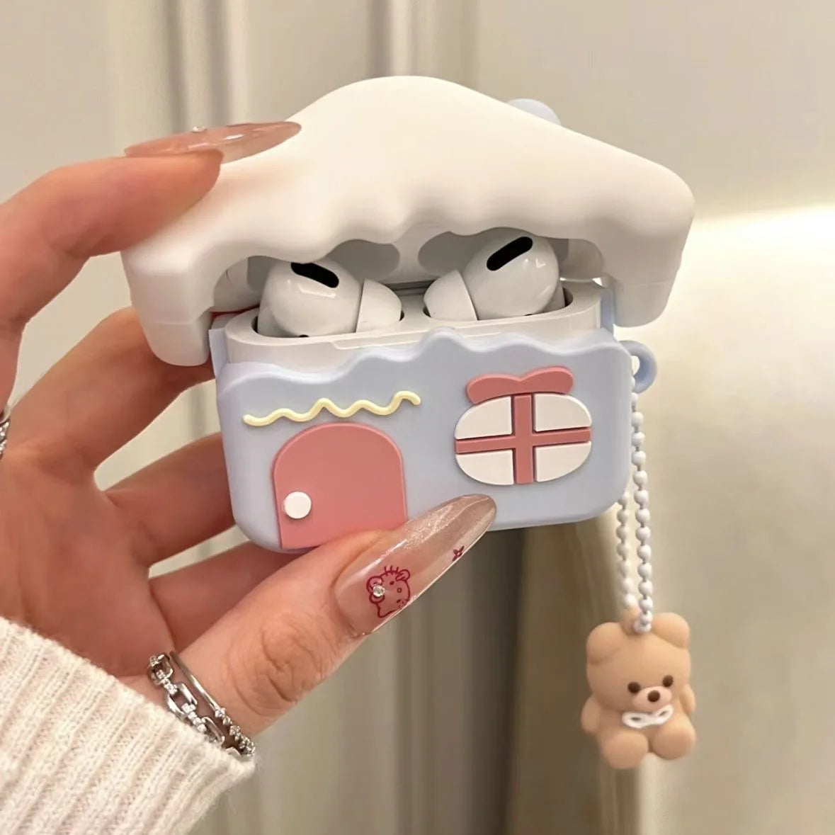 Cute Bear Snow House Airpods Case