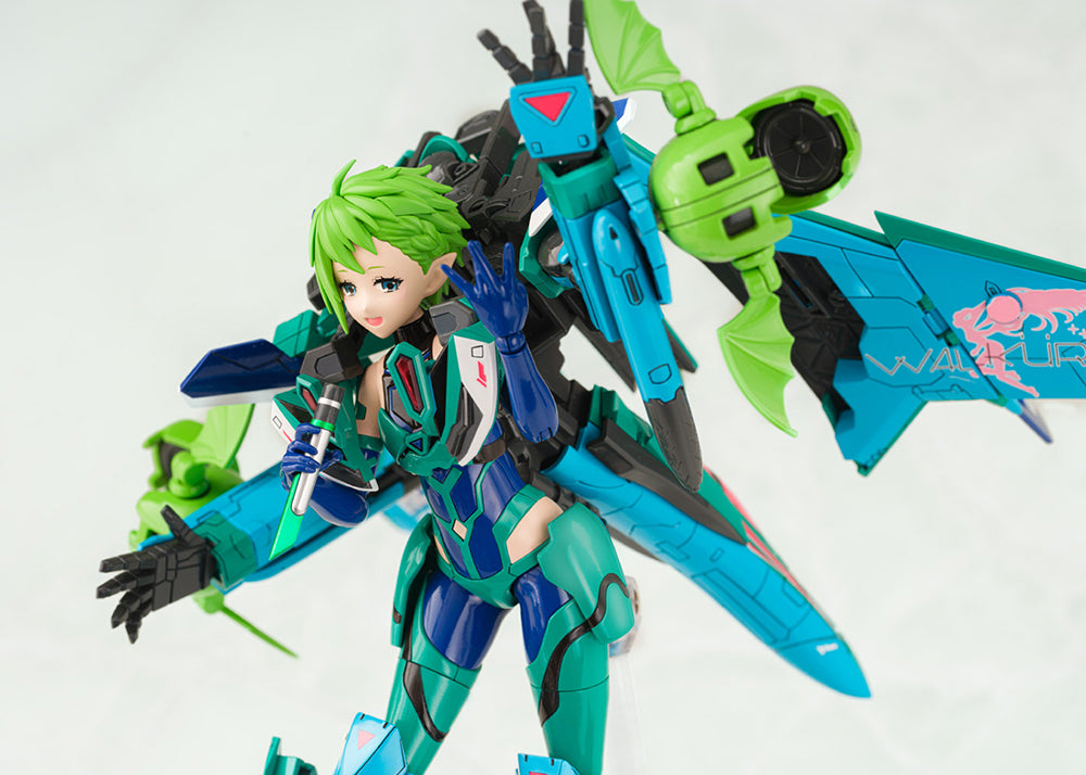 VARIABLE FIGHTER GIRLS MACROSS DELTA WALKURE REINA PROWLER Model Kit