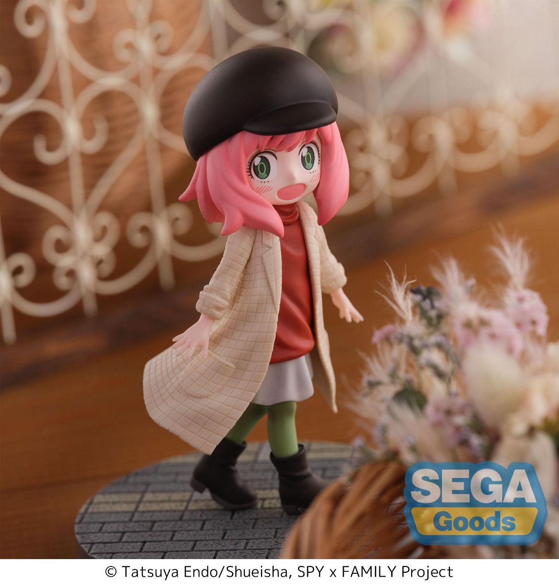 SPY x FAMILY Anya Forger Stylish Look Vol. 1.5 Luminasta Figure - SEGA