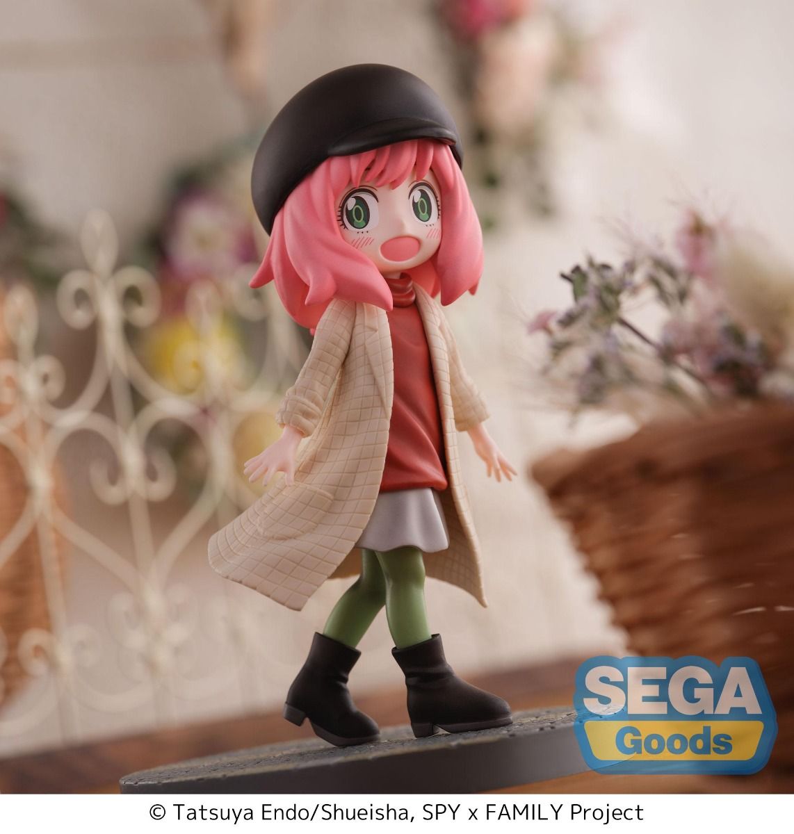 SPY x FAMILY Anya Forger Stylish Look Vol. 1.5 Luminasta Figure - SEGA