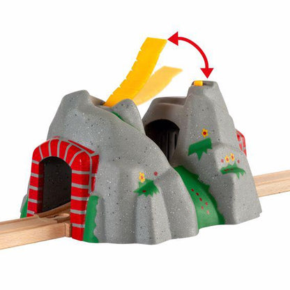 Brio Adventure Tunnel