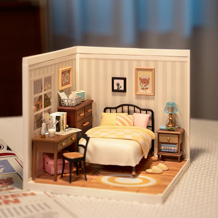 【New】Rolife Sweet Dream Bedroom DIY Plastic Miniature House