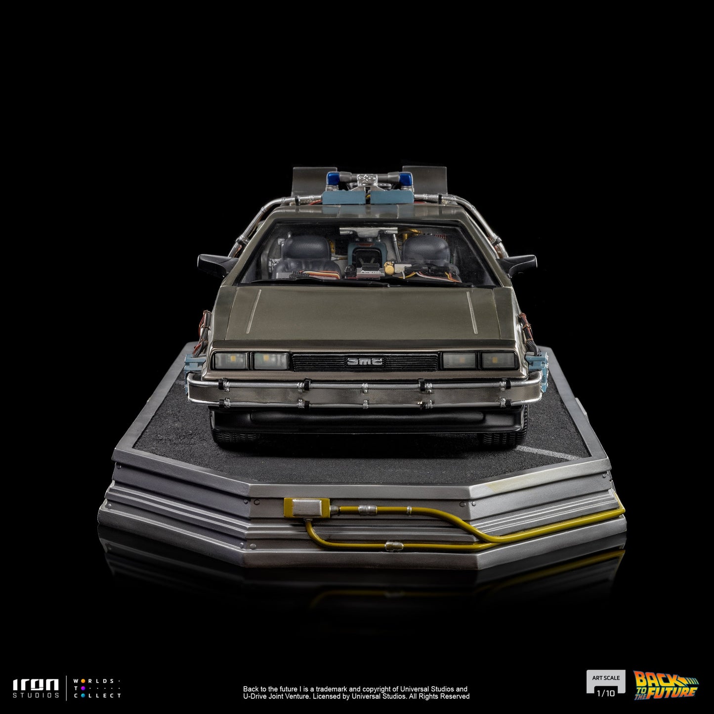 Iron Studios Zurück in die Zukunft DeLorean-Statue im Maßstab 1:10 [VORBESTELLUNG: Voraussichtliche Verfügbarkeit April – Juni 2024!] 