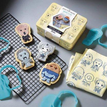 Eaglemoss Doctor Who Monsters Cookie Cutter & Tea Towel Tin
