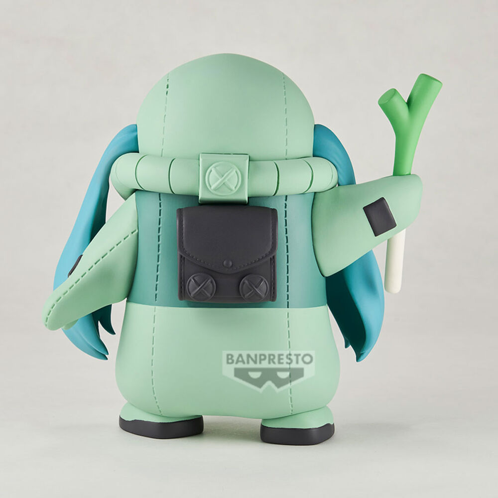 Gundam 45th Anniversary Hatsune Miku Zaku Costume Figure - Official Banpresto Collectible