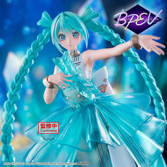 Hatsune Miku Evolve Clearluxe Emerald Gem Figure - Official Banpresto Collectible